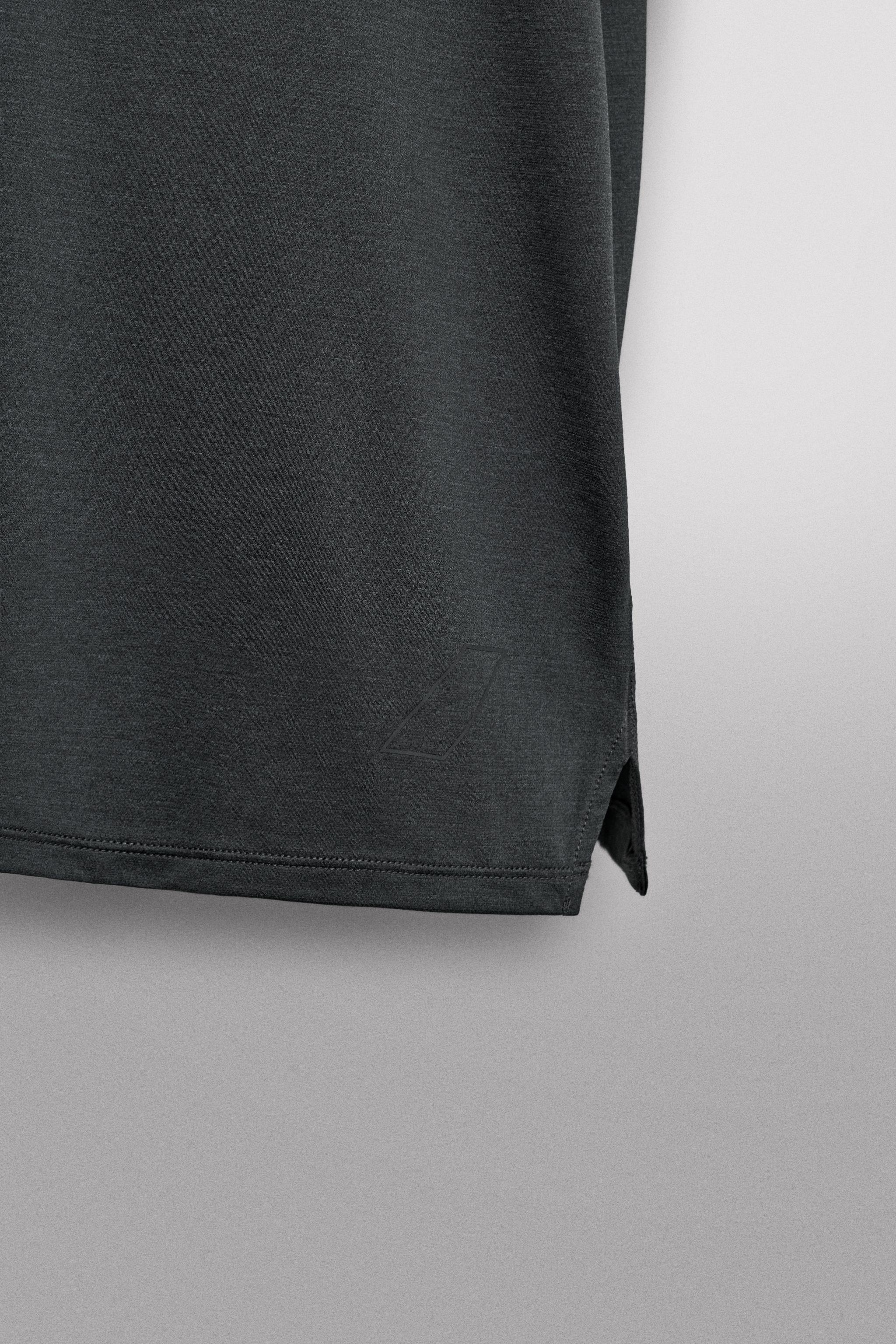 T-SHIRT TECHNIQUE STRUCTURÉ